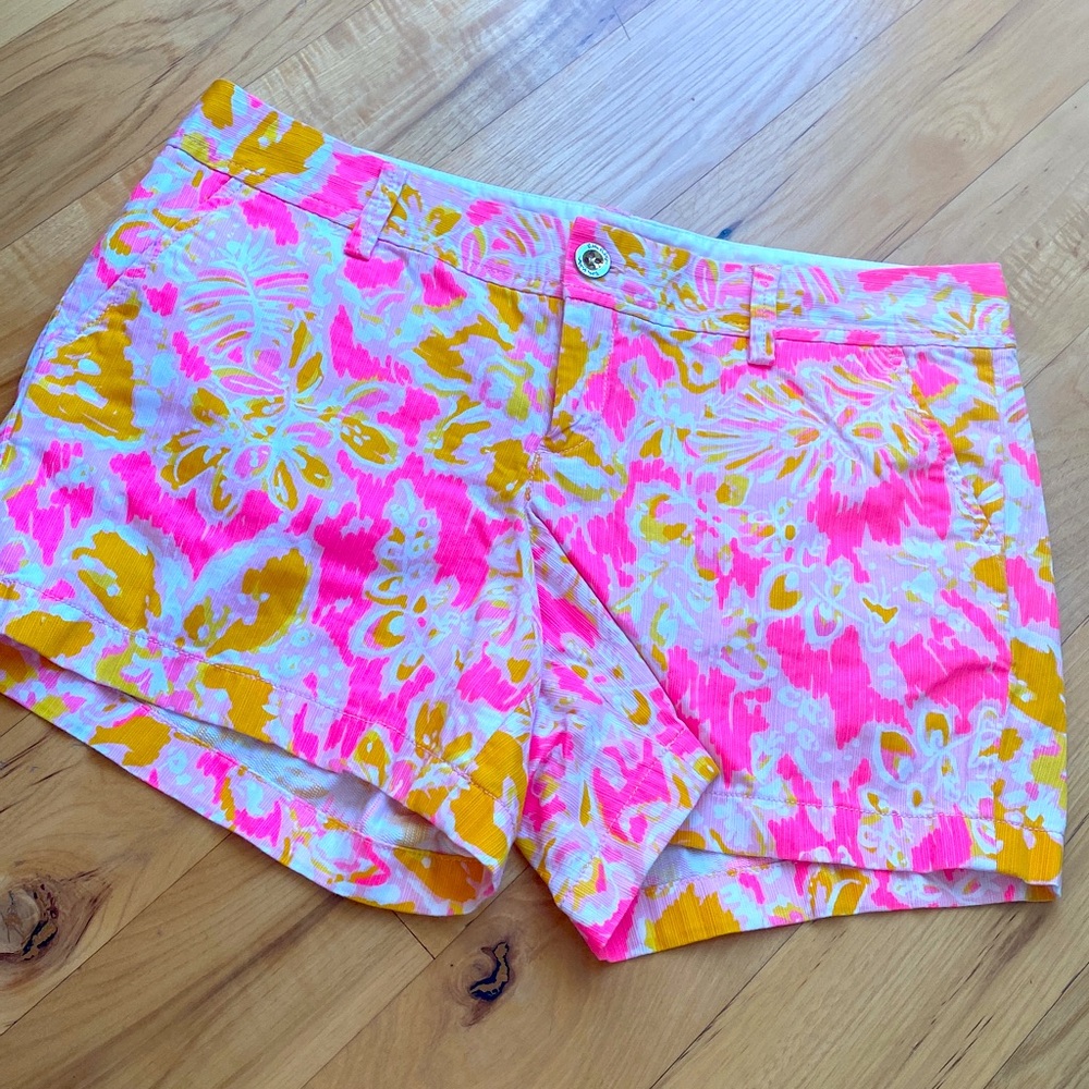 Lilly pink shorts